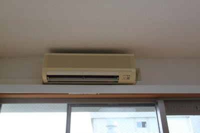 【設備】 | ヴィラマール新寺 | 洋室エアコン