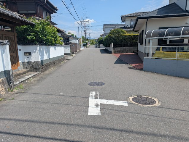 三国が丘７丁目　売地の前面道路含む現地写真