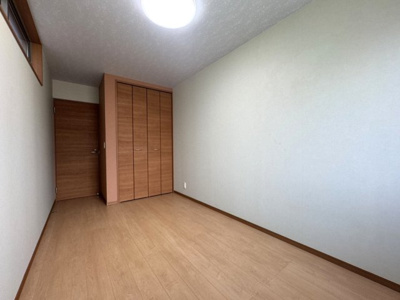 【洋室】 | 小山西大野町貸家