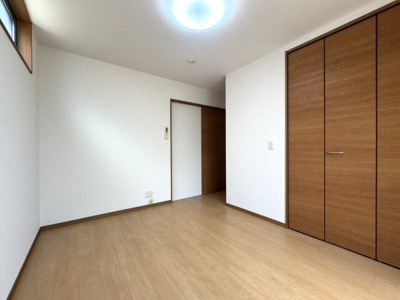 【洋室】 | 小山西大野町貸家