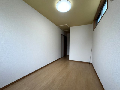【洋室】 | 小山西大野町貸家