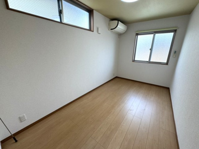 【洋室】 | 小山西大野町貸家