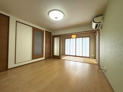 【居間・リビング】 | 小山西大野町貸家