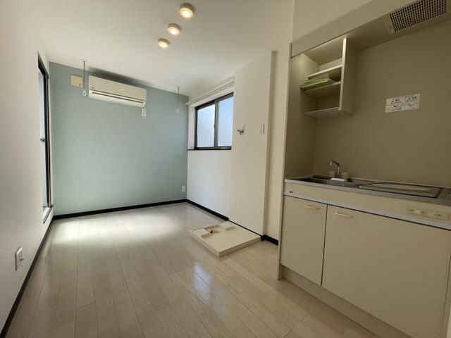 ＡＶＥＮＩＲ町屋