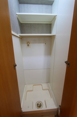 【設備】 | ヴィラマール新寺 | 洗濯機パン