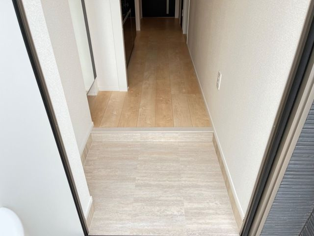 サンライズ　早川の玄関