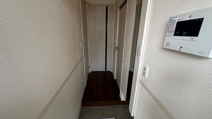 Ｄ－ｒｏｏｍ岩塚の玄関