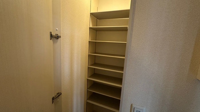 Ｄ－ｒｏｏｍ岩塚