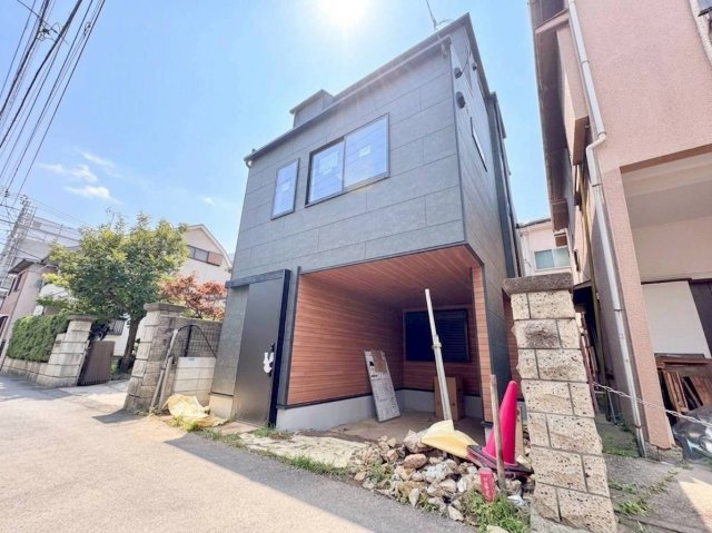 【TOKYO BASE】大田区羽田2丁目　新築戸建の前面道路含む現地写真|2026.07.06撮影

現地ご見学希望・資料請求などお気軽にお問い合わせ下さい！
03-5990-5201