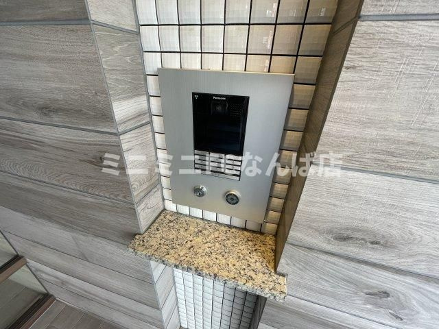 大阪市西区北堀江１丁目の賃貸マンションのセキュリティ