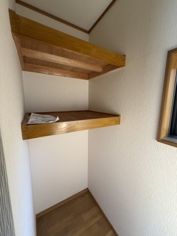 伊賀屋敷戸建の収納