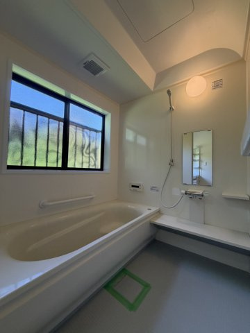伊賀屋敷戸建の浴室