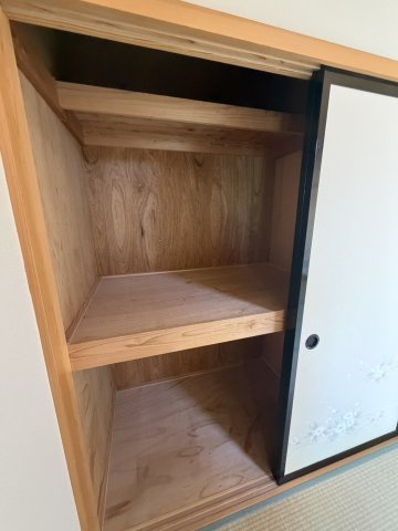 伊賀屋敷戸建の収納
