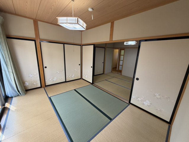 伊賀屋敷戸建の和室