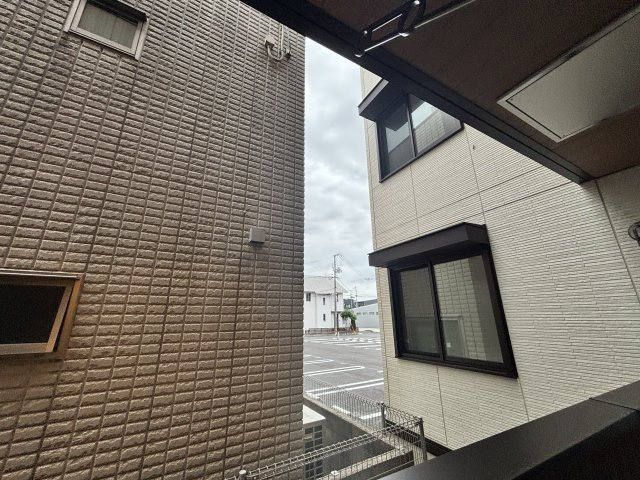 【エントランス】フェリックス