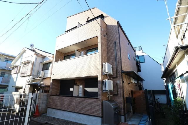 センターバレー西小山の外観