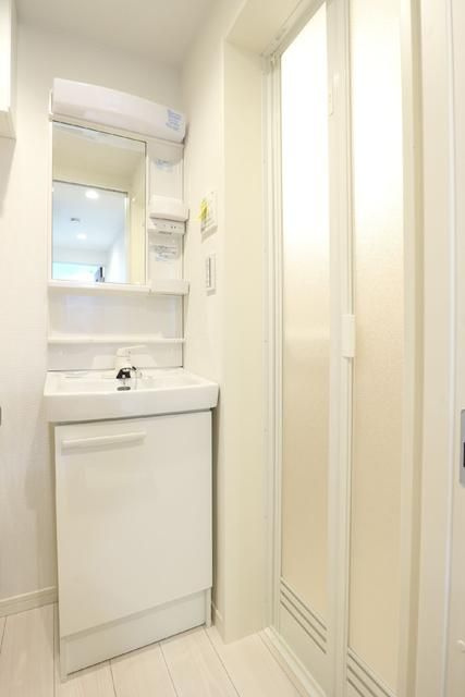 センターバレー西小山の独立洗面台