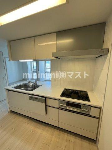 大阪市中央区南船場２丁目の賃貸マンションのキッチン