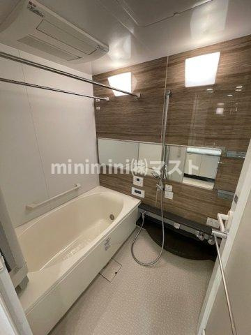 大阪市中央区南船場２丁目の賃貸マンションの浴室