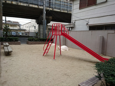 【その他共用部分】 | カーム淀川 | 敷地内に公園があります