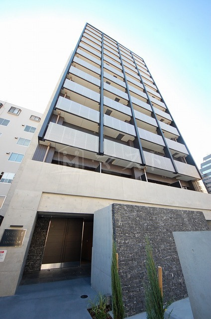 大阪市中央区和泉町２丁目の賃貸マンションの外観