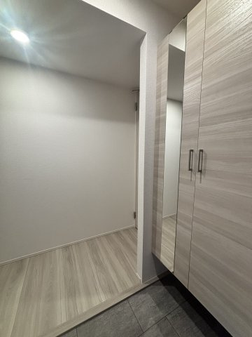 【玄関】フェリックス