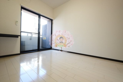 【居間・リビング】 | ライジングプレイス桜木町 | 別部屋参考写真