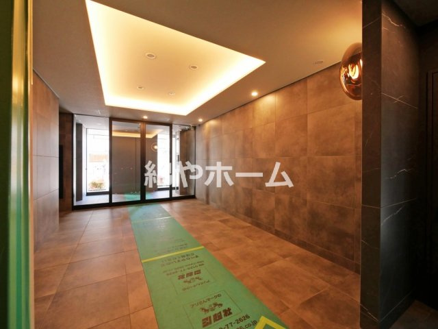 スワンズシティ大阪クレアストのロビー|清潔なロビーです