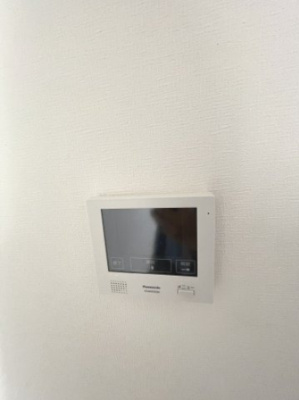 【セキュリティ】 | ラファヴール | モニター付きインターホンがあります