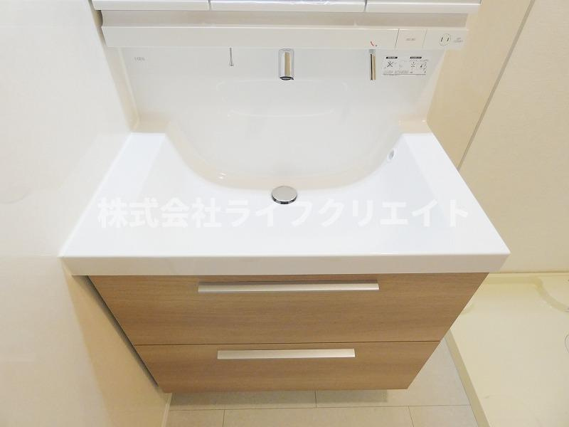 GARAGE上中野の洗面所