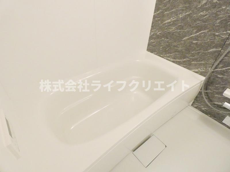 GARAGE上中野の浴室