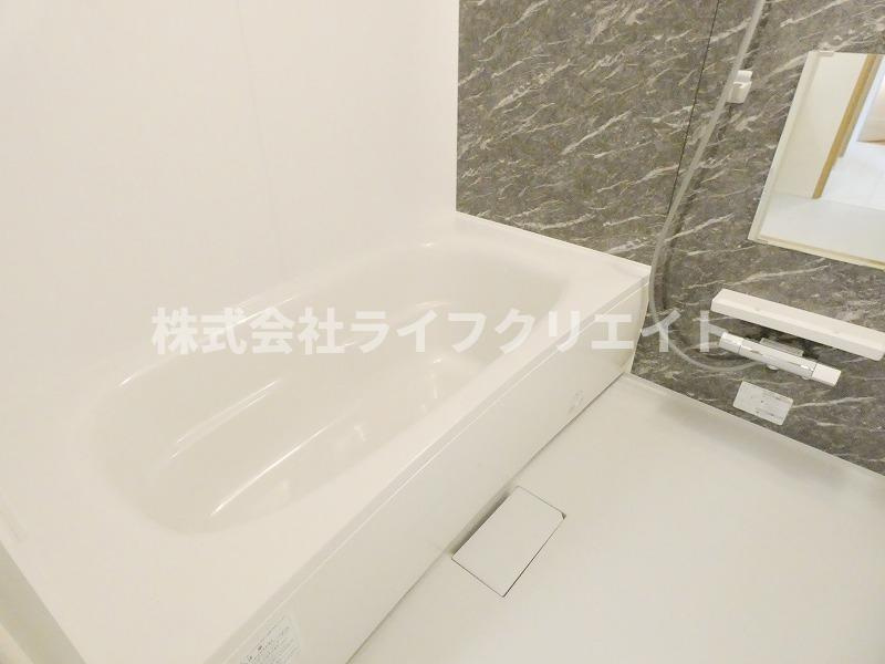GARAGE上中野の浴室