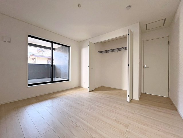 新築戸建・新築建売　福島市松木町第1　福島第二小・福島第二中の洋室|全居室収納完備！収納が多いとお部屋もスッキリします！