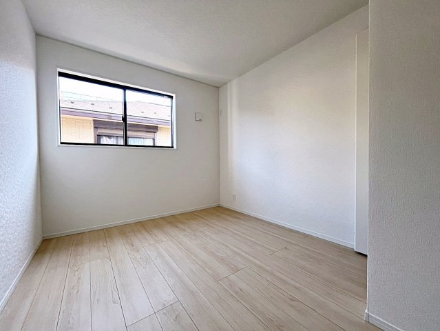 新築戸建・新築建売　福島市松木町第1　福島第二小・福島第二中の洋室|5.5帖の洋室　コンパクトなので空調効率が高く過ごしやすいプライベートルーム！