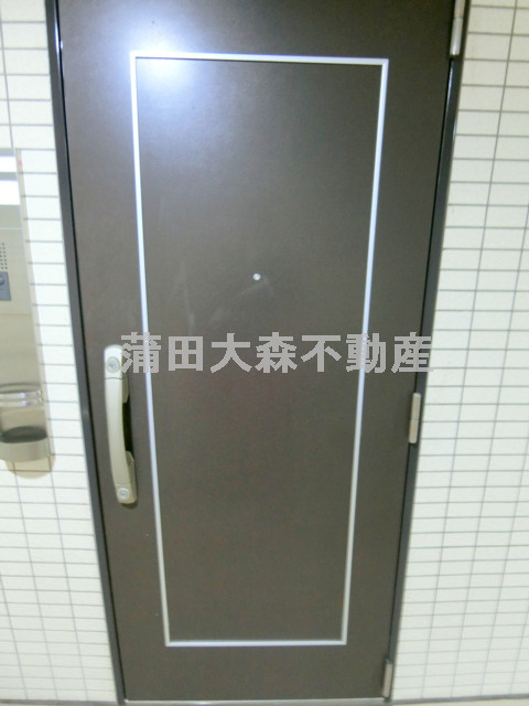 プリムローズ蒲田センタープレイスの玄関