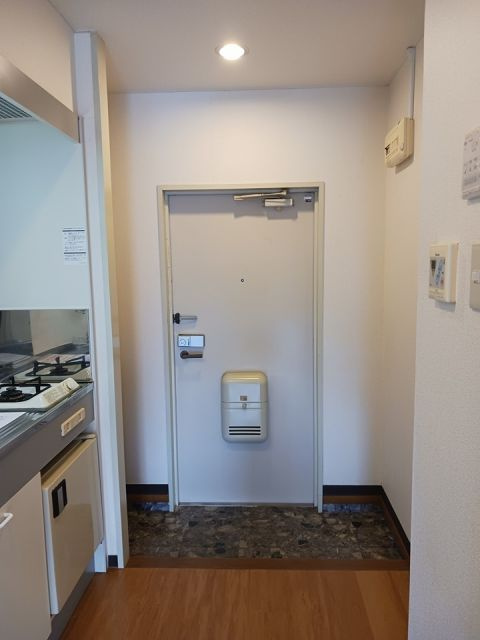 パニエの玄関