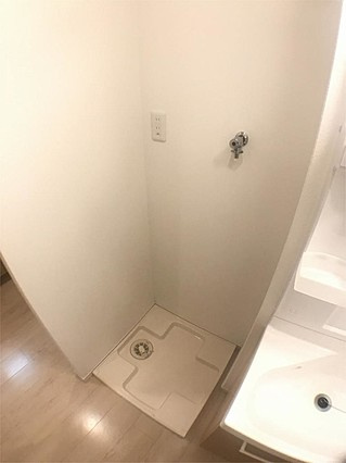 カーヨパレス二宮の洗面所