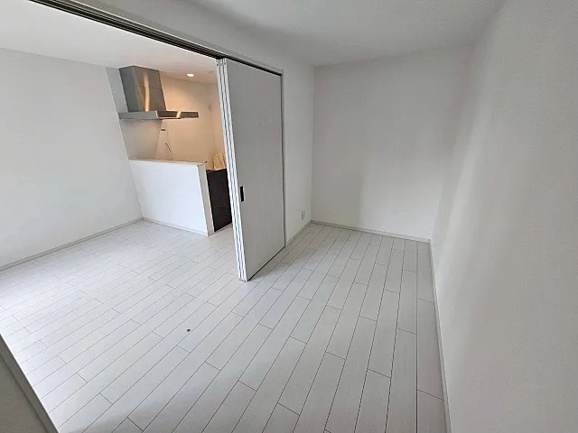 T-SQUARE岡本の居間・リビング