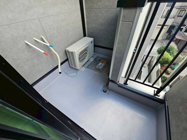 T-SQUARE岡本のバルコニー