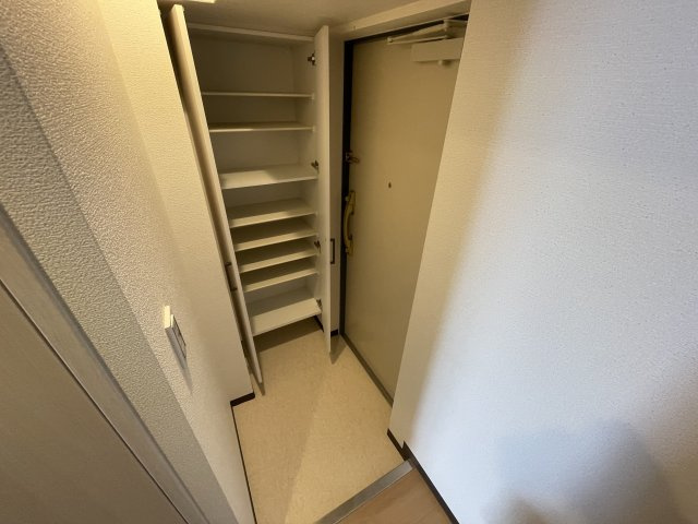 ヴィオラ西宮の玄関