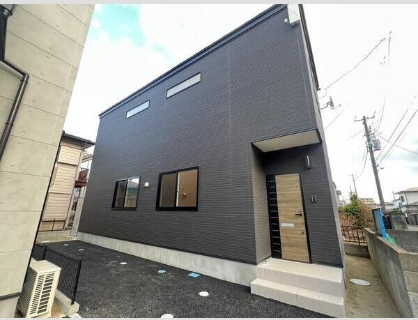 東中田二丁目貸家Ⅱ号棟