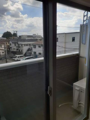 エクセルアヴェニューのバルコニー|外からの目が気にならないバルコニーで洗濯物が干せます