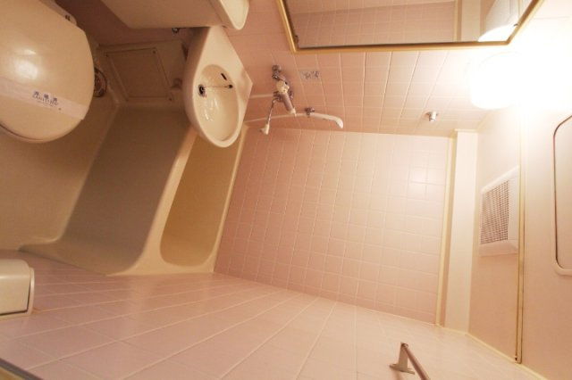 レジデンス三軒茶屋スクエアの浴室|※参考写真
