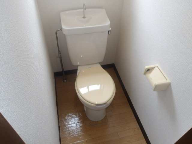 杉並区本天沼１丁目のアパートのトイレ|コンパクトで使いやすいトイレです