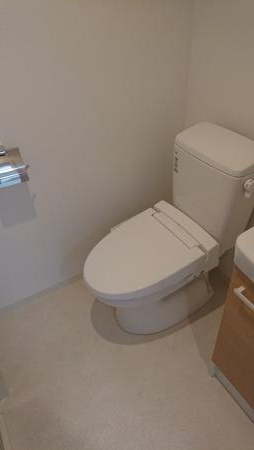 クレヴィスタ方南町のトイレ|落ち着いたトイレです