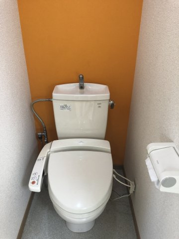 トピア泉のトイレ|温水洗浄便座
