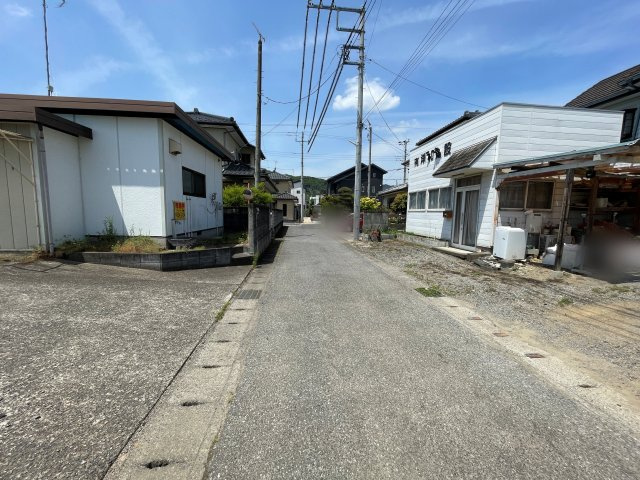 新築戸建・新築建売　足利市利保町第6　北郷小学校・北中学校の前面道路含む現地写真