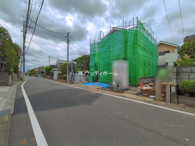 越谷市大林14期　新築一戸建て　1号棟の前面道路含む現地写真