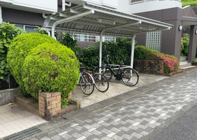 【駐輪場】 | ヴェルディール宮の里 | マンションの駐輪場は、事前に空きがあるか確認を取ると安心です。せっかく入居したのに駐輪スペースがない！なんてことになったら大変ですよね。そこで、内見時や購入前にはまず事前に確認しておくと良いでしょう。