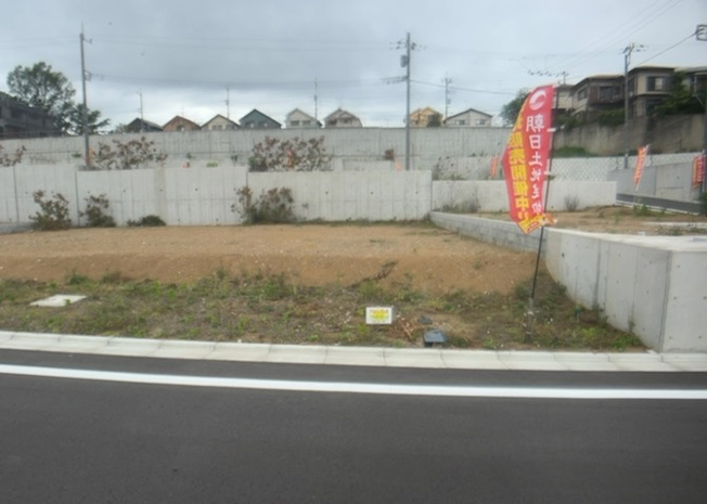 【外観】 | 最寄り駅が近いなどの交通アクセスが良い土地だと暮らしやすいですよね。通勤・通学の観点から土地を選ぶことも大切です！自身や家族のライフワークからあったの物件を探しましょう！当社営業がお力になります！